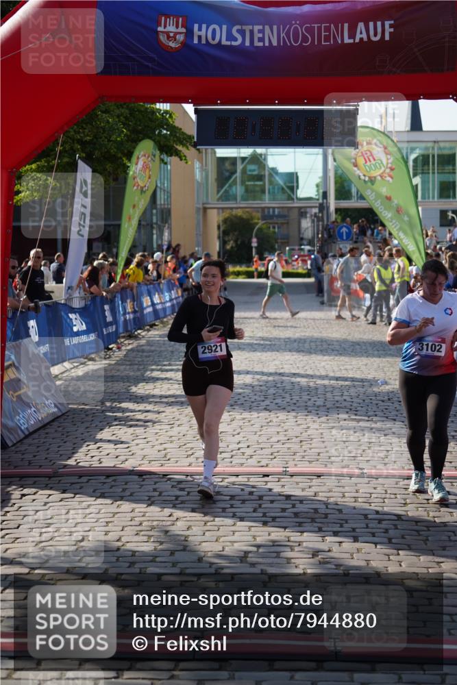 13.06.2025 - Holstenköstenlauf Felixshl http://msf.ph/oto/7944880 13.06.2025 18:10:29 Laufen 2921, 3102 meine-sportfotos.de