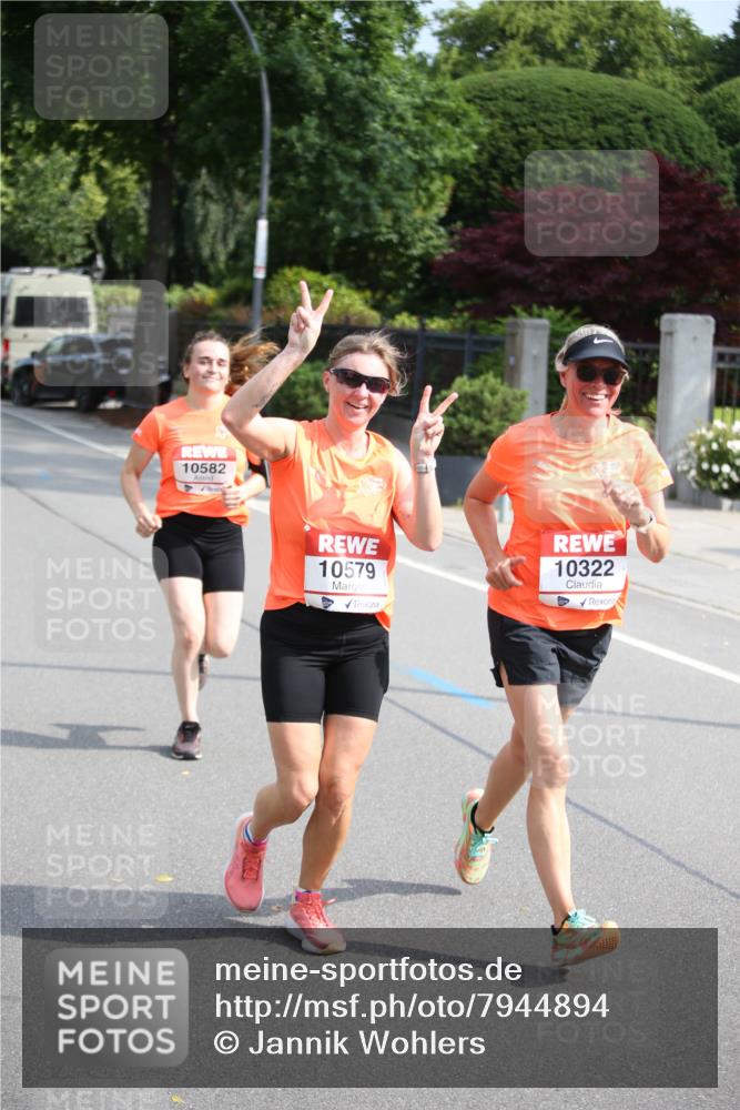 15.06.2025 - REWE Women's Run Jannik Wohlers http://msf.ph/oto/7944894 15.06.2025 09:44:00 Laufen 10582, 10579, 10322 meine-sportfotos.de