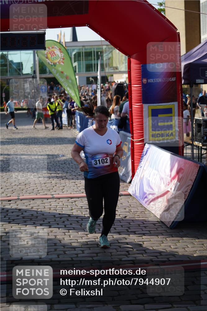 13.06.2025 - Holstenköstenlauf Felixshl http://msf.ph/oto/7944907 13.06.2025 18:10:30 Laufen 2921, 3102 meine-sportfotos.de