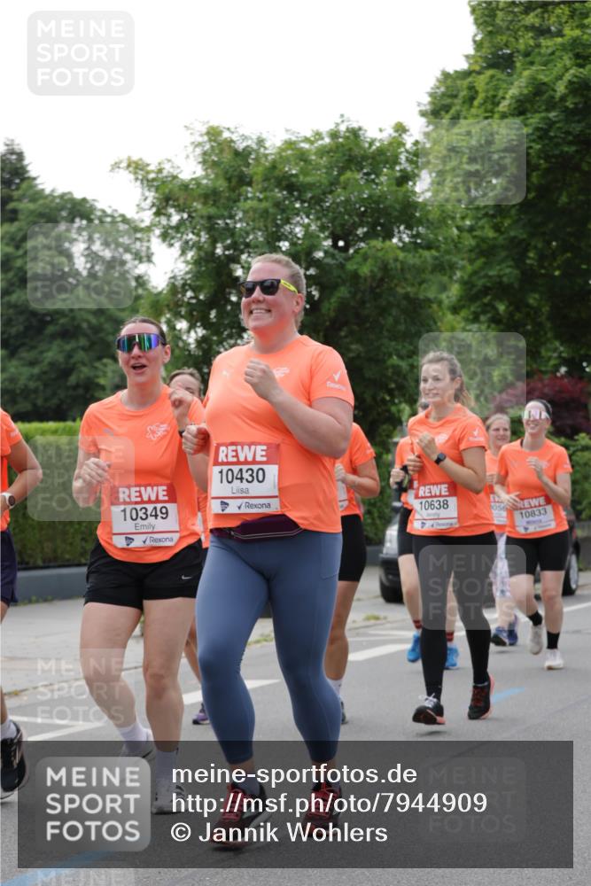 15.06.2025 - REWE Women's Run Jannik Wohlers http://msf.ph/oto/7944909 15.06.2025 08:29:33 Laufen 10349, 10430, 10638, 10833 meine-sportfotos.de