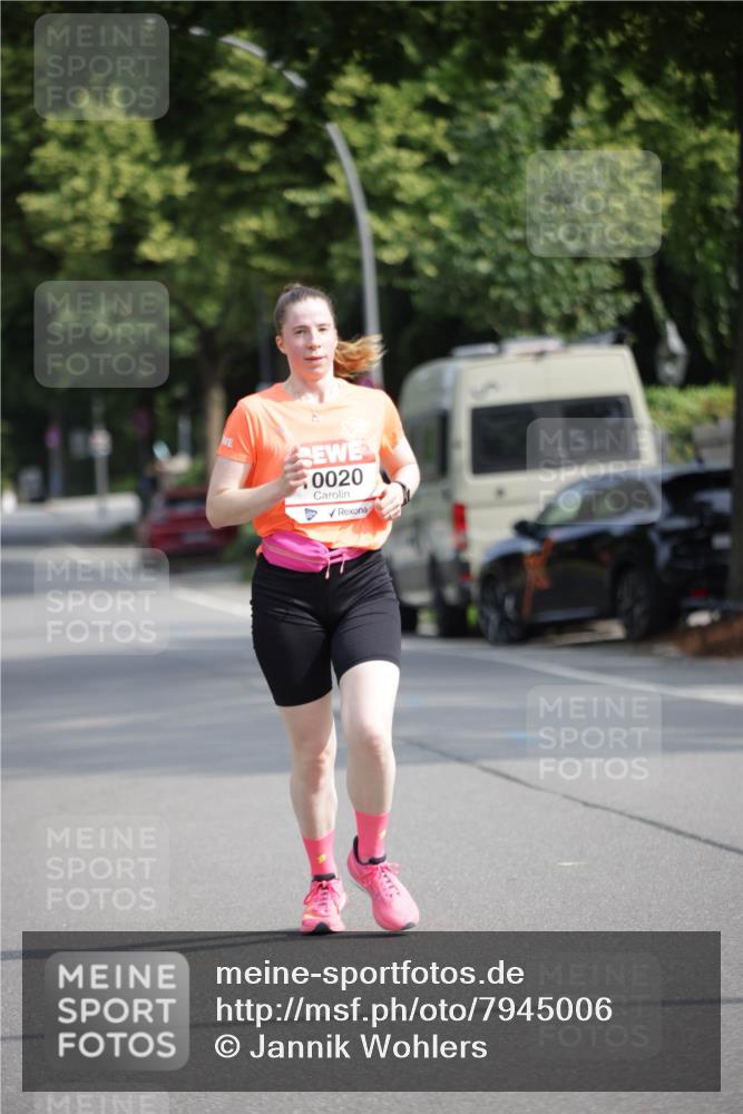 15.06.2025 - REWE Women's Run Jannik Wohlers http://msf.ph/oto/7945006 15.06.2025 08:48:00 Laufen 0020 meine-sportfotos.de