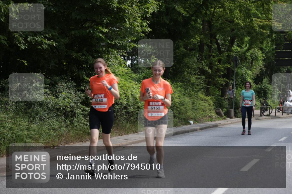 15.06.2025 - REWE Women's Run Jannik Wohlers http://msf.ph/oto/7945010 15.06.2025 10:18:21 Laufen 5180, 5152, 5463 meine-sportfotos.de