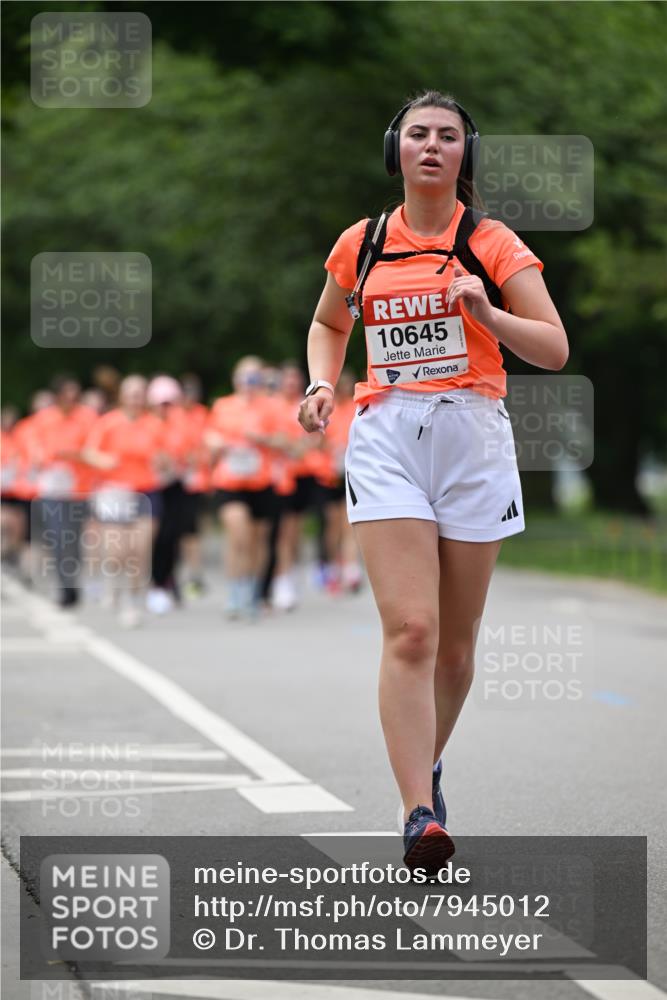 15.06.2025 - REWE Women's Run Dr. Thomas Lammeyer http://msf.ph/oto/7945012 15.06.2025 09:22:39 Laufen 10645 meine-sportfotos.de