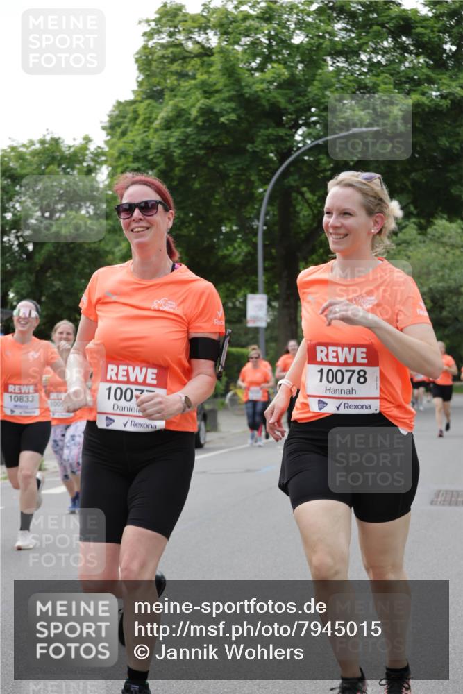 15.06.2025 - REWE Women's Run Jannik Wohlers http://msf.ph/oto/7945015 15.06.2025 08:29:35 Laufen 10833, 1005, 1007, 10078 meine-sportfotos.de