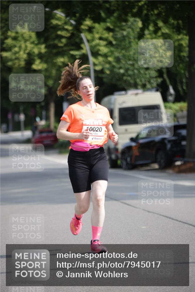 15.06.2025 - REWE Women's Run Jannik Wohlers http://msf.ph/oto/7945017 15.06.2025 08:48:00 Laufen 10020 meine-sportfotos.de