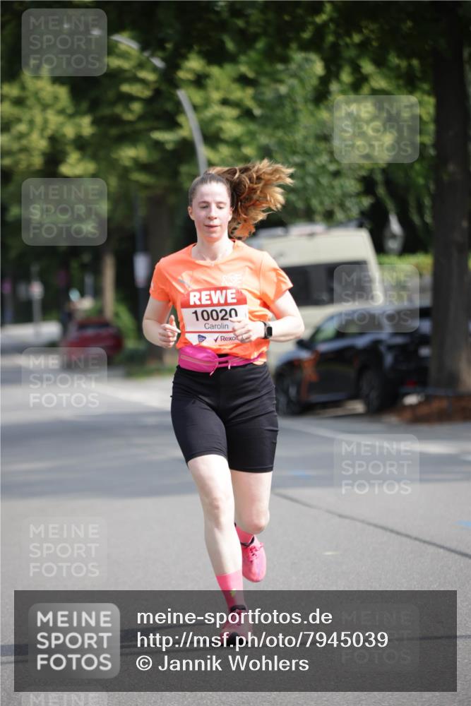 15.06.2025 - REWE Women's Run Jannik Wohlers http://msf.ph/oto/7945039 15.06.2025 08:48:01 Laufen 10020 meine-sportfotos.de