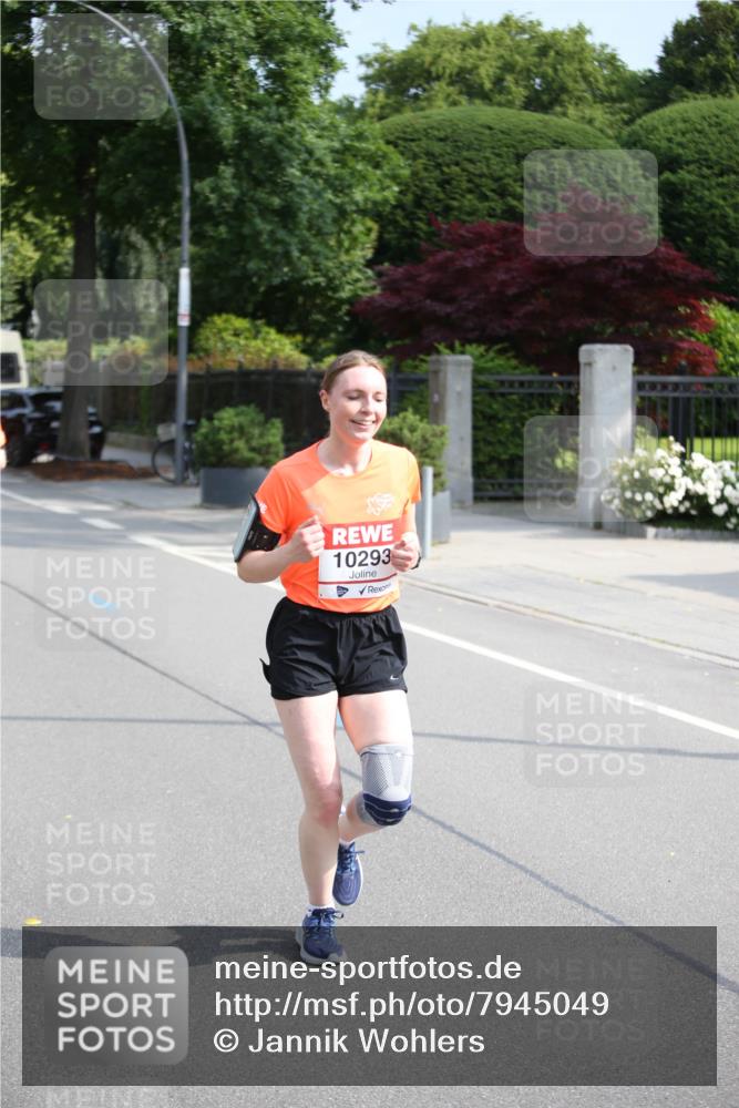 15.06.2025 - REWE Women's Run Jannik Wohlers http://msf.ph/oto/7945049 15.06.2025 09:44:06 Laufen 10293 meine-sportfotos.de
