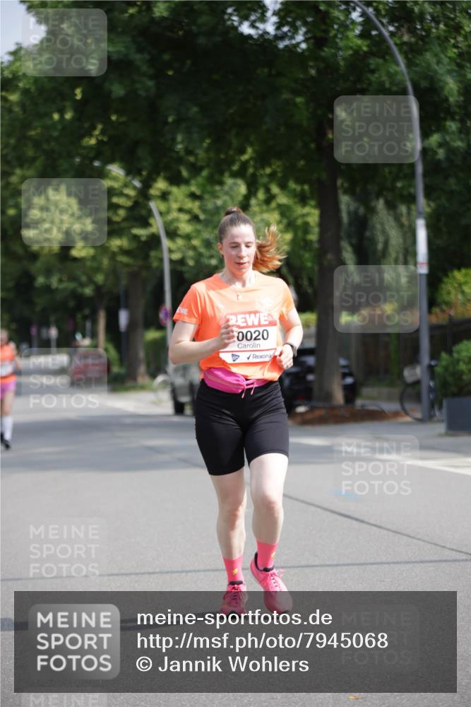 15.06.2025 - REWE Women's Run Jannik Wohlers http://msf.ph/oto/7945068 15.06.2025 08:48:01 Laufen 0020 meine-sportfotos.de