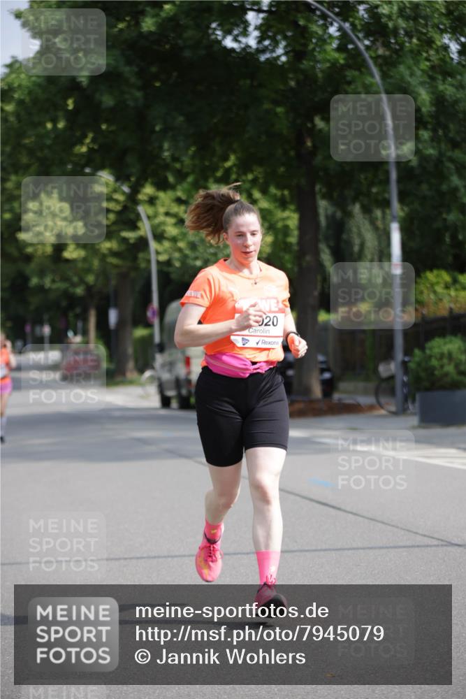 15.06.2025 - REWE Women's Run Jannik Wohlers http://msf.ph/oto/7945079 15.06.2025 08:48:02 Laufen 20 meine-sportfotos.de