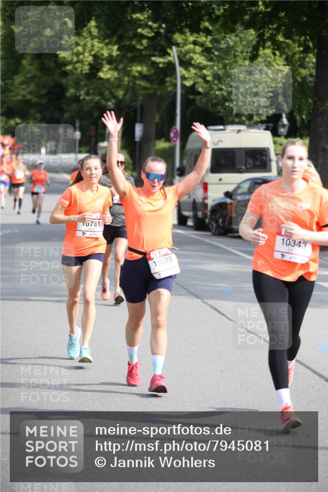 15.06.2025 - REWE Women's Run Jannik Wohlers http://msf.ph/oto/7945081 15.06.2025 09:44:07 Laufen 781, 10095, 10343 meine-sportfotos.de