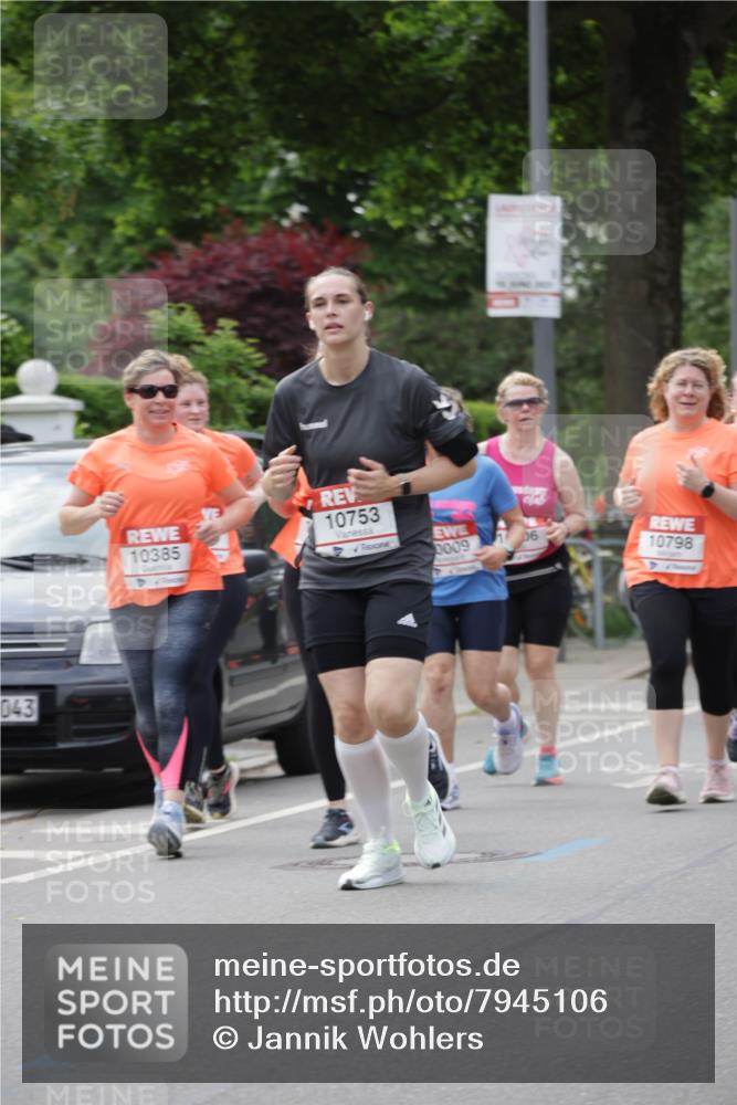 15.06.2025 - REWE Women's Run Jannik Wohlers http://msf.ph/oto/7945106 15.06.2025 08:29:37 Laufen 043, 10385, 10753, 0009, 06, 10798 meine-sportfotos.de