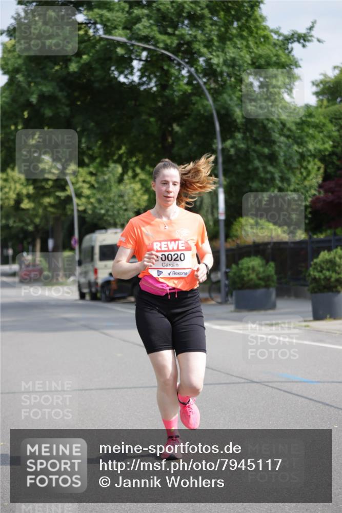 15.06.2025 - REWE Women's Run Jannik Wohlers http://msf.ph/oto/7945117 15.06.2025 08:48:02 Laufen 0020 meine-sportfotos.de