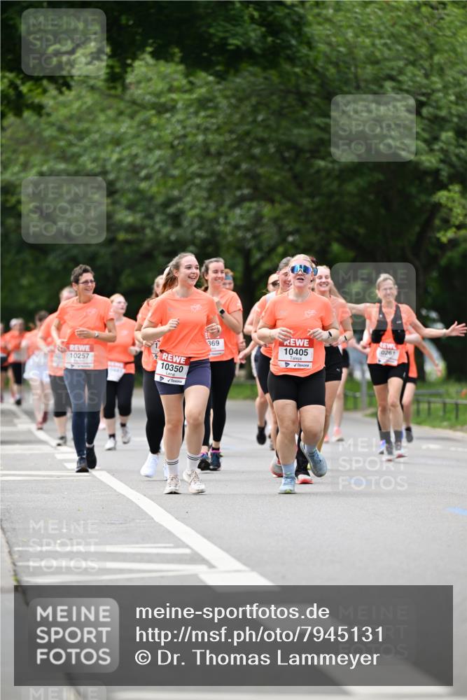 15.06.2025 - REWE Women's Run Dr. Thomas Lammeyer http://msf.ph/oto/7945131 15.06.2025 09:22:43 Laufen 10405, 10257, 10350 meine-sportfotos.de