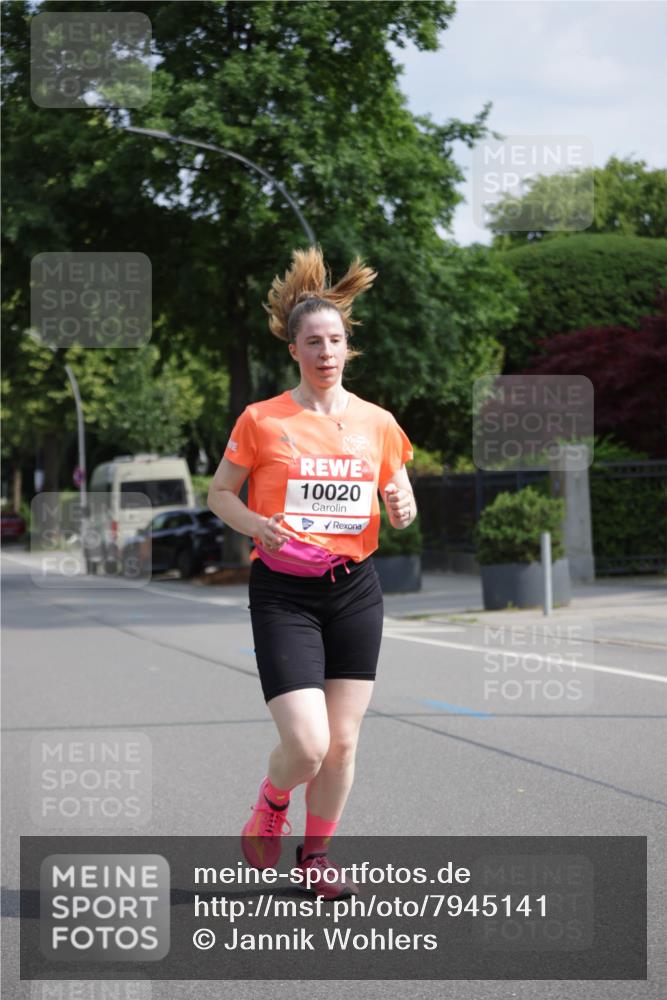 15.06.2025 - REWE Women's Run Jannik Wohlers http://msf.ph/oto/7945141 15.06.2025 08:48:02 Laufen 10020 meine-sportfotos.de