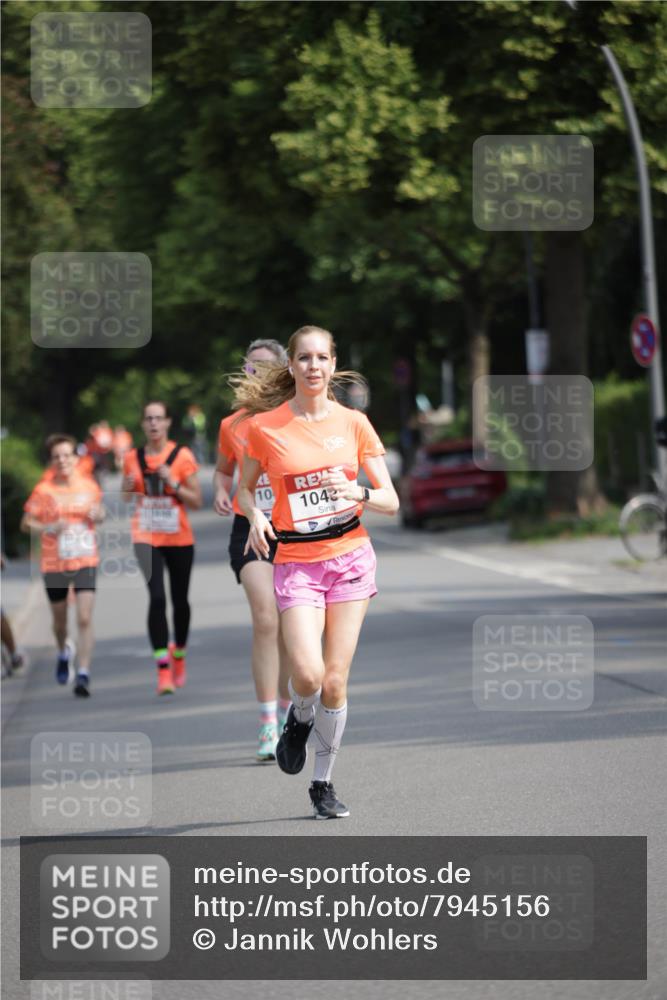 15.06.2025 - REWE Women's Run Jannik Wohlers http://msf.ph/oto/7945156 15.06.2025 08:48:05 Laufen 10, 1043 meine-sportfotos.de
