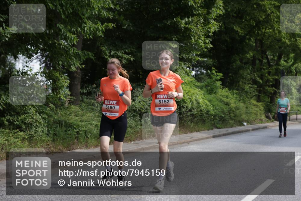 15.06.2025 - REWE Women's Run Jannik Wohlers http://msf.ph/oto/7945159 15.06.2025 10:18:22 Laufen 5180, 5152 meine-sportfotos.de
