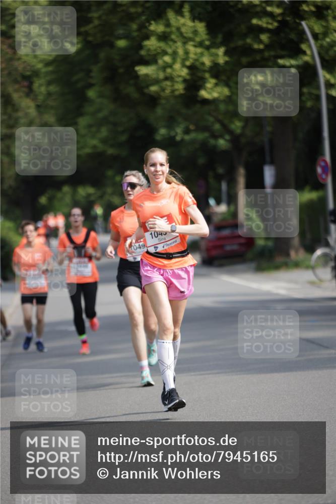 15.06.2025 - REWE Women's Run Jannik Wohlers http://msf.ph/oto/7945165 15.06.2025 08:48:05 Laufen 1040 meine-sportfotos.de
