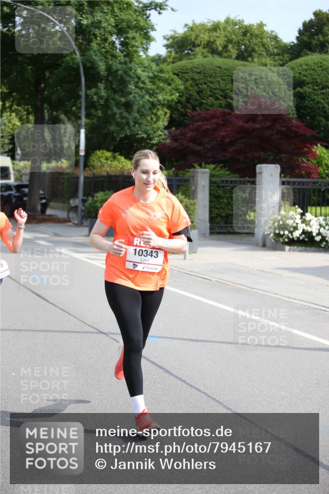 15.06.2025 - REWE Women's Run Jannik Wohlers http://msf.ph/oto/7945167 15.06.2025 09:44:08 Laufen 10343 meine-sportfotos.de