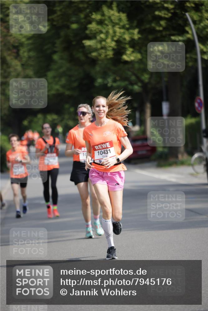 15.06.2025 - REWE Women's Run Jannik Wohlers http://msf.ph/oto/7945176 15.06.2025 08:48:06 Laufen 10431 meine-sportfotos.de