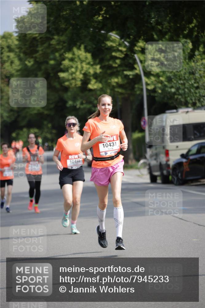 15.06.2025 - REWE Women's Run Jannik Wohlers http://msf.ph/oto/7945233 15.06.2025 08:48:06 Laufen 10495, 10431 meine-sportfotos.de