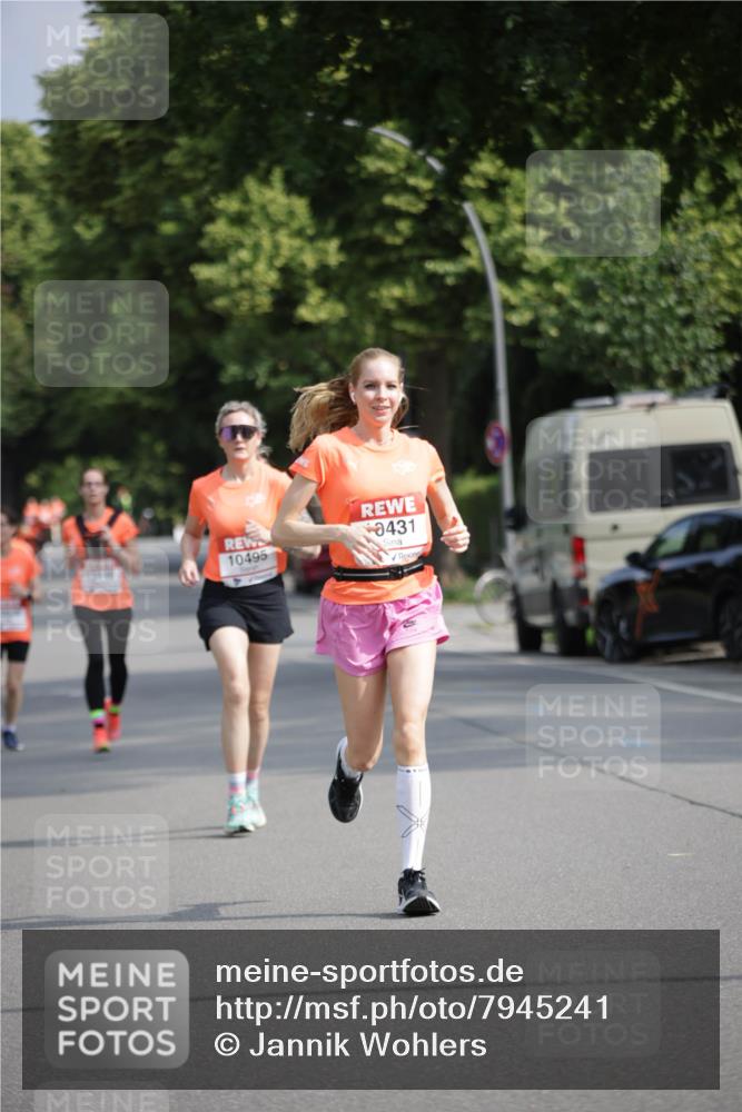 15.06.2025 - REWE Women's Run Jannik Wohlers http://msf.ph/oto/7945241 15.06.2025 08:48:07 Laufen 10495, 0431 meine-sportfotos.de