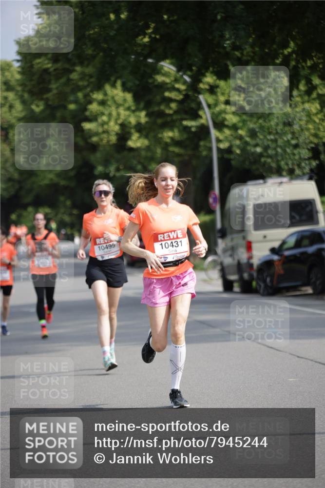 15.06.2025 - REWE Women's Run Jannik Wohlers http://msf.ph/oto/7945244 15.06.2025 08:48:07 Laufen 10495, 10431 meine-sportfotos.de