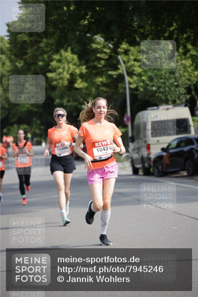 15.06.2025 - REWE Women's Run Jannik Wohlers http://msf.ph/oto/7945246 15.06.2025 08:48:07 Laufen 10495, 1043 meine-sportfotos.de