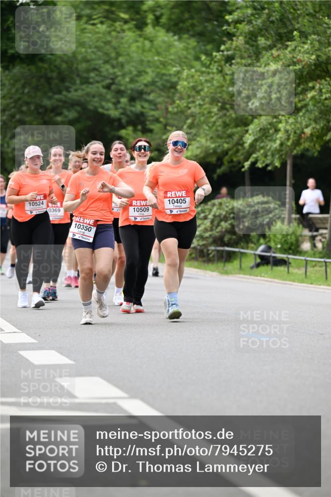 15.06.2025 - REWE Women's Run Dr. Thomas Lammeyer http://msf.ph/oto/7945275 15.06.2025 09:22:46 Laufen 10524, 0369, 10350, 10509, 10405 meine-sportfotos.de