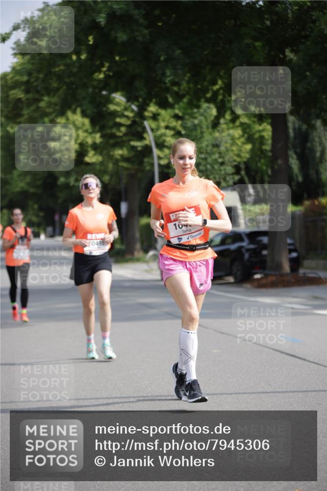 15.06.2025 - REWE Women's Run Jannik Wohlers http://msf.ph/oto/7945306 15.06.2025 08:48:08 Laufen 0495, 104 meine-sportfotos.de