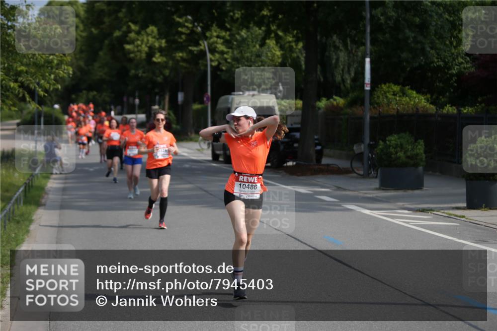 15.06.2025 - REWE Women's Run Jannik Wohlers http://msf.ph/oto/7945403 15.06.2025 09:44:19 Laufen 0324, 10486 meine-sportfotos.de
