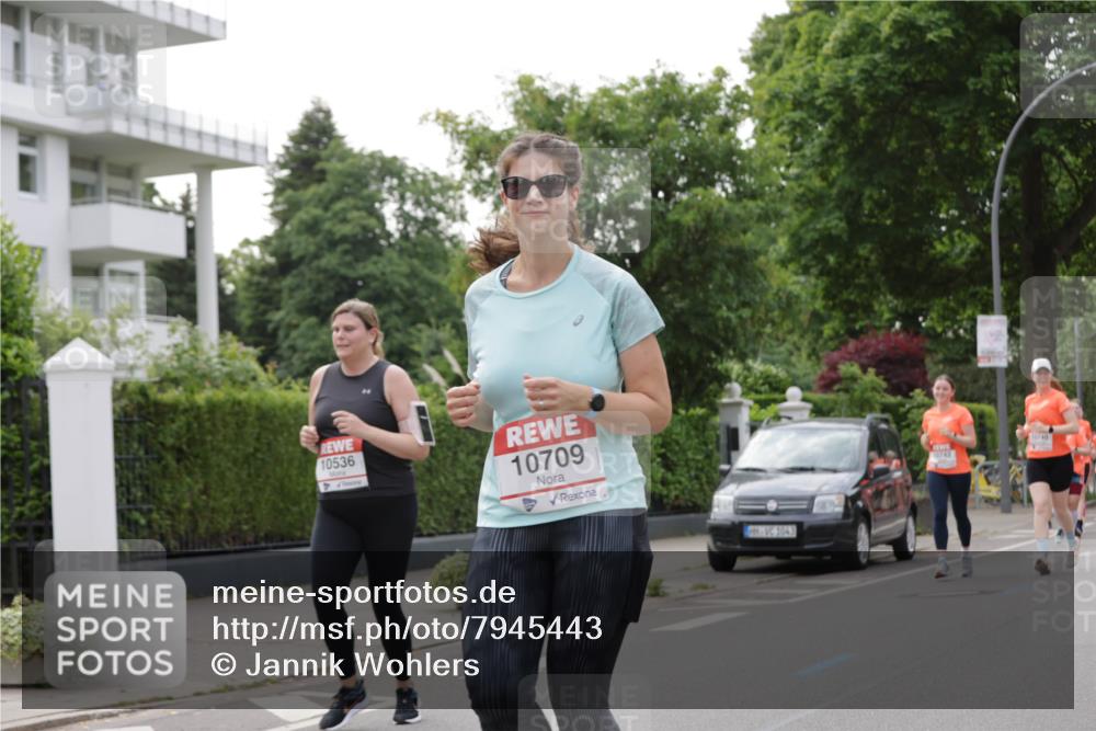 15.06.2025 - REWE Women's Run Jannik Wohlers http://msf.ph/oto/7945443 15.06.2025 08:29:44 Laufen 10536, 10709, 1043, 10742, 10740 meine-sportfotos.de
