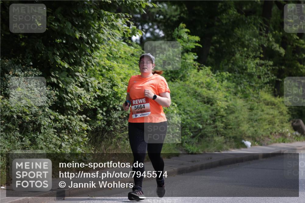 15.06.2025 - REWE Women's Run Jannik Wohlers http://msf.ph/oto/7945574 15.06.2025 10:18:42 Laufen 5664 meine-sportfotos.de