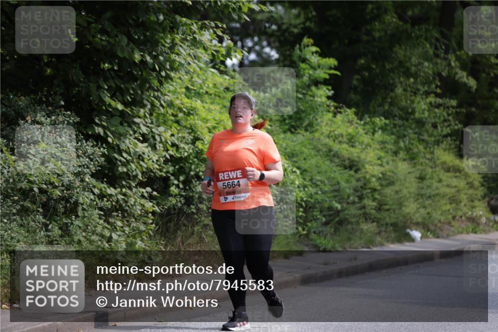 15.06.2025 - REWE Women's Run Jannik Wohlers http://msf.ph/oto/7945583 15.06.2025 10:18:42 Laufen 5664 meine-sportfotos.de