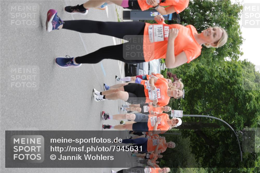 15.06.2025 - REWE Women's Run Jannik Wohlers http://msf.ph/oto/7945631 15.06.2025 08:29:49 Laufen 10817, 0755, 10109, 1040, 10855, 10348 meine-sportfotos.de