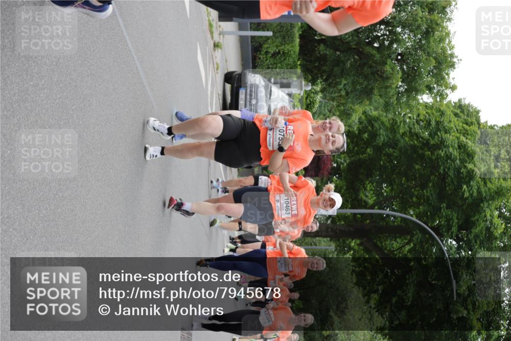 15.06.2025 - REWE Women's Run Jannik Wohlers http://msf.ph/oto/7945678 15.06.2025 08:29:49 Laufen 104, 10755, 10109, 10463, 0855, 10348 meine-sportfotos.de