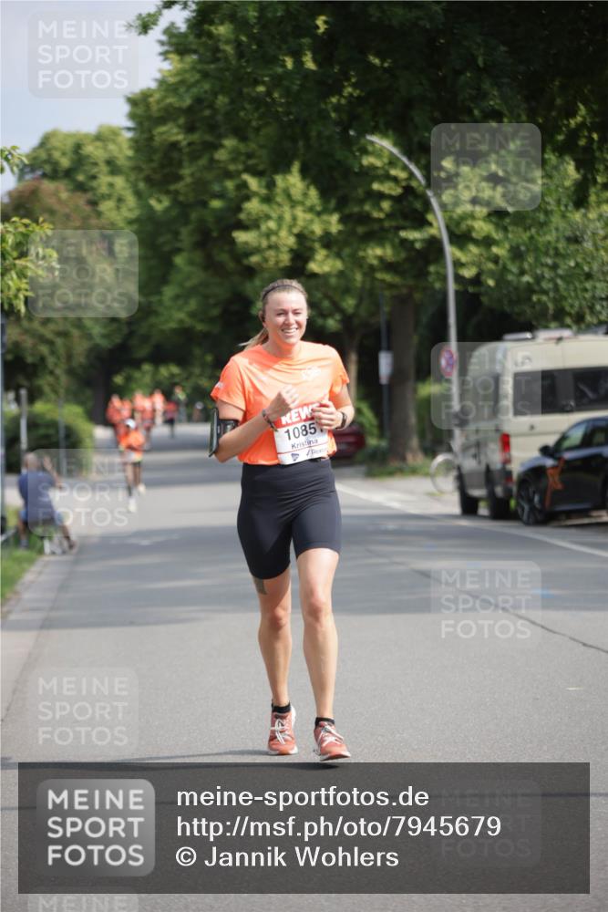 15.06.2025 - REWE Women's Run Jannik Wohlers http://msf.ph/oto/7945679 15.06.2025 08:48:21 Laufen 1085 meine-sportfotos.de
