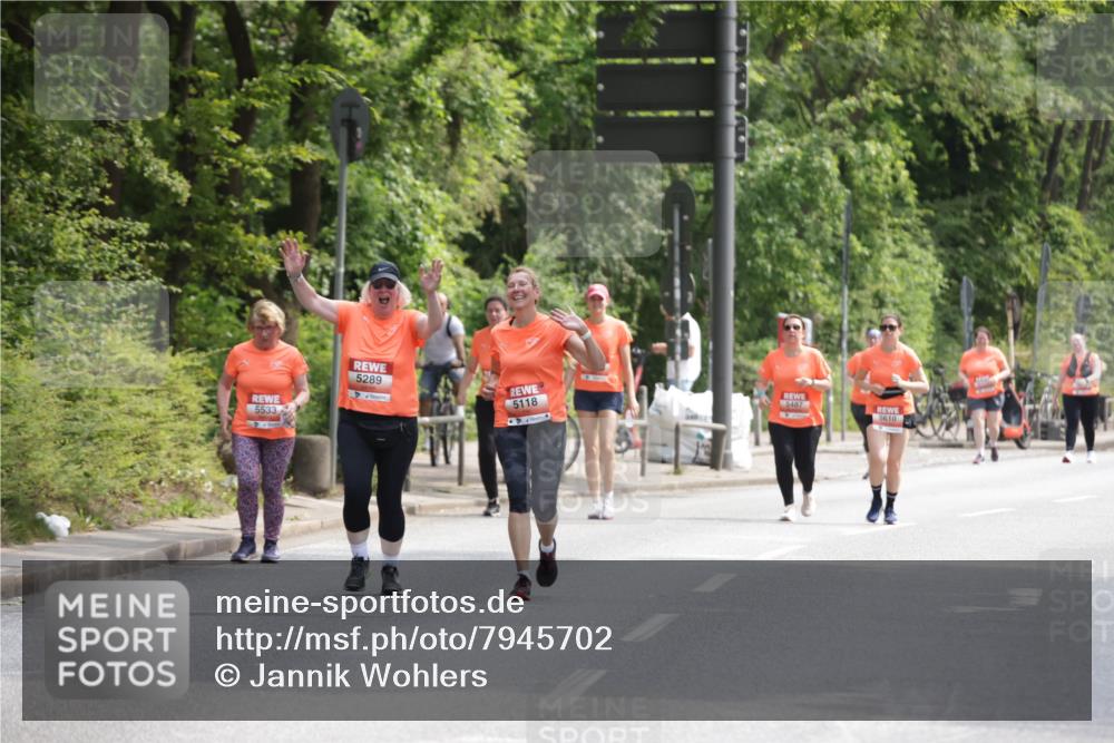 15.06.2025 - REWE Women's Run Jannik Wohlers http://msf.ph/oto/7945702 15.06.2025 10:18:50 Laufen 5289, 5118, 5487, 5533, 5610 meine-sportfotos.de