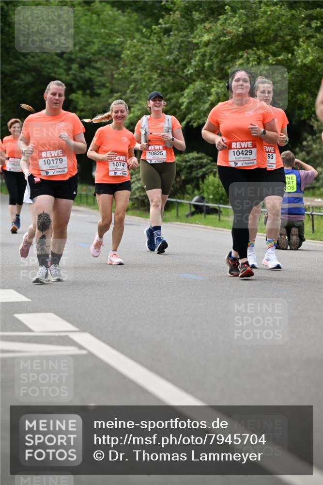 15.06.2025 - REWE Women's Run Dr. Thomas Lammeyer http://msf.ph/oto/7945704 15.06.2025 09:22:57 Laufen 10625, 10179, 10741, 10825, 10429, 93 meine-sportfotos.de