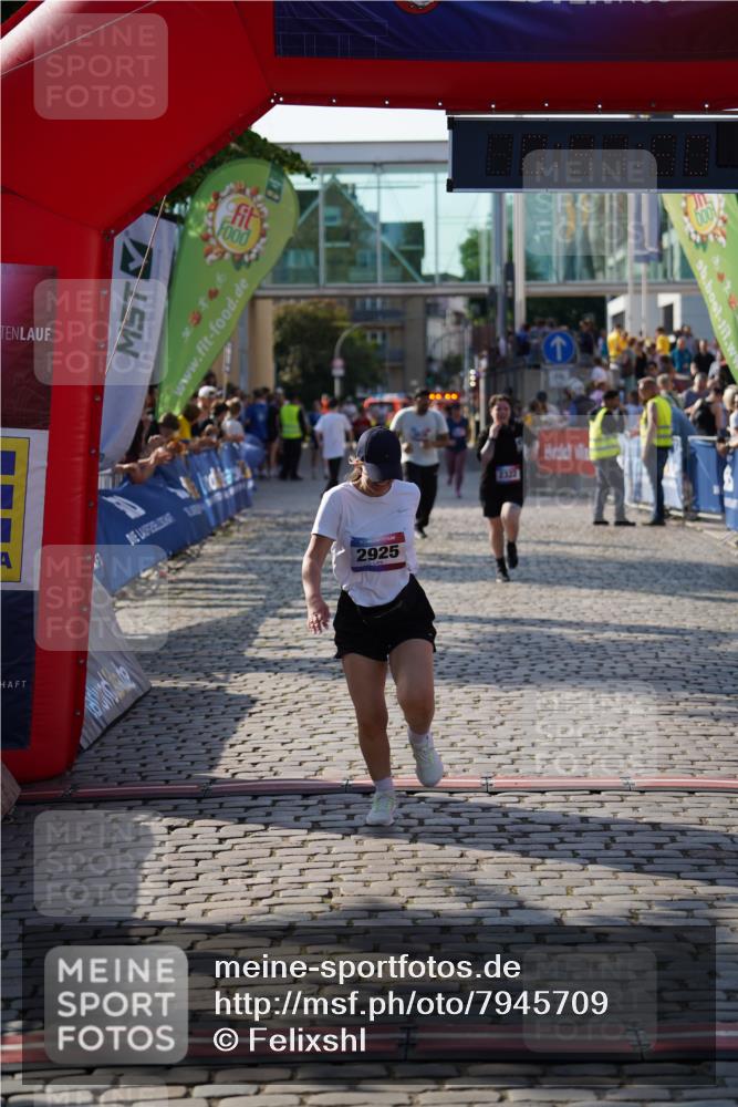 13.06.2025 - Holstenköstenlauf Felixshl http://msf.ph/oto/7945709 13.06.2025 18:11:51 Laufen 2322, 2925 meine-sportfotos.de