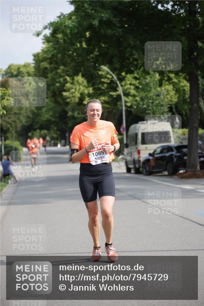 15.06.2025 - REWE Women's Run Jannik Wohlers http://msf.ph/oto/7945729 15.06.2025 08:48:22 Laufen 1085 meine-sportfotos.de