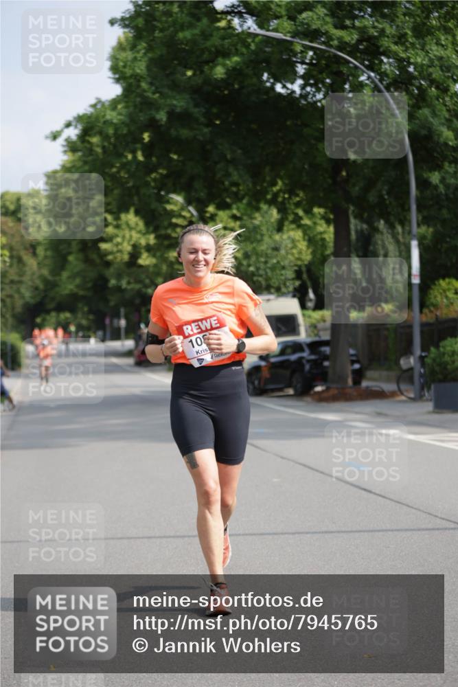 15.06.2025 - REWE Women's Run Jannik Wohlers http://msf.ph/oto/7945765 15.06.2025 08:48:23 Laufen 108 meine-sportfotos.de
