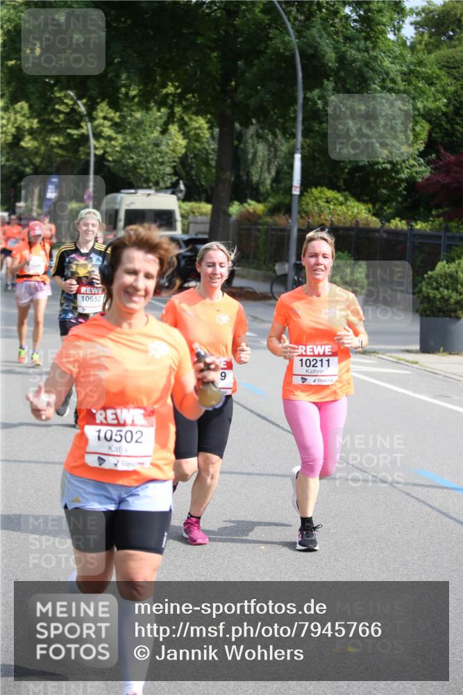 15.06.2025 - REWE Women's Run Jannik Wohlers http://msf.ph/oto/7945766 15.06.2025 09:44:37 Laufen 10652, 10502, 9, 10211 meine-sportfotos.de