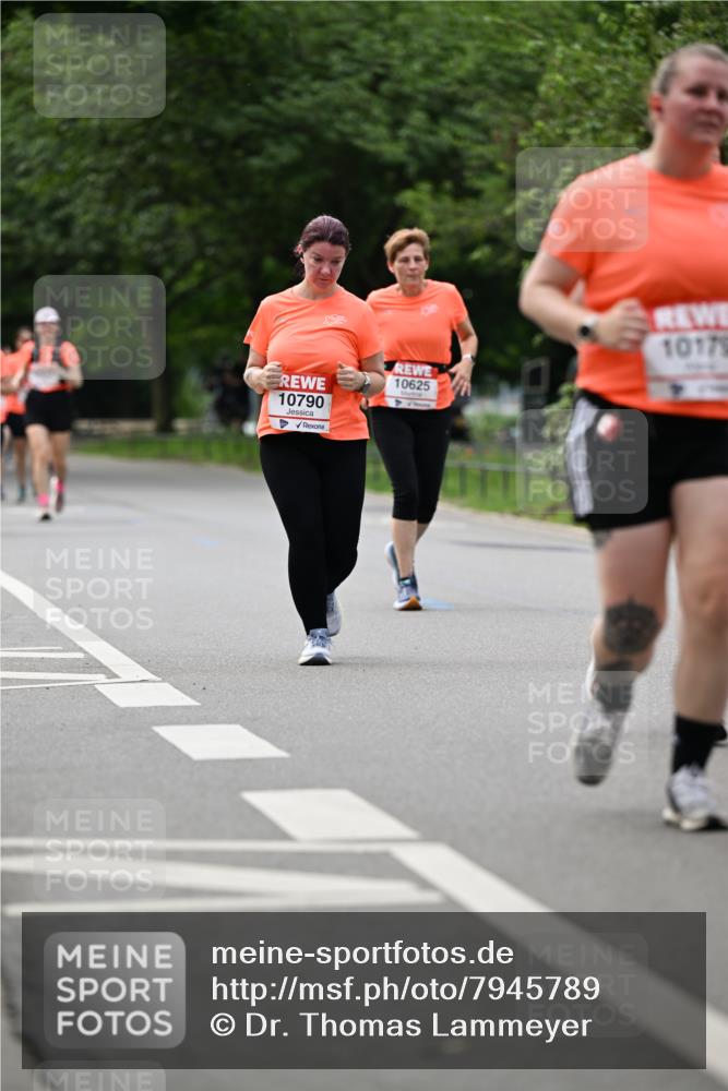 15.06.2025 - REWE Women's Run Dr. Thomas Lammeyer http://msf.ph/oto/7945789 15.06.2025 09:23:00 Laufen 10790, 1062 meine-sportfotos.de