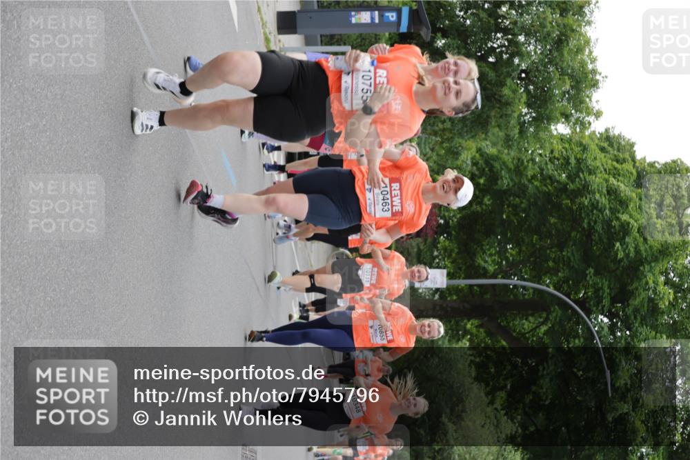 15.06.2025 - REWE Women's Run Jannik Wohlers http://msf.ph/oto/7945796 15.06.2025 08:29:50 Laufen 10755, 10463, 0855, 10111, 10348 meine-sportfotos.de