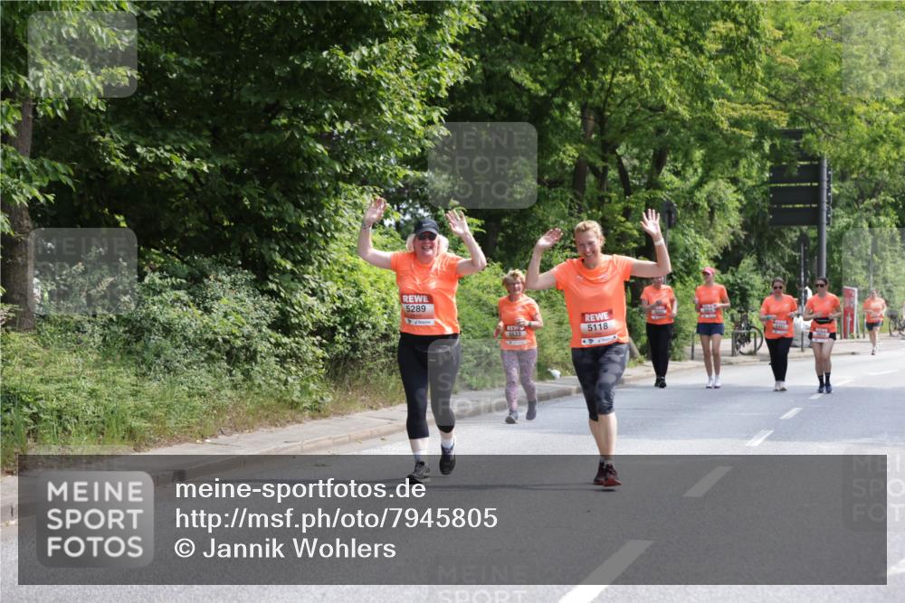 15.06.2025 - REWE Women's Run Jannik Wohlers http://msf.ph/oto/7945805 15.06.2025 10:18:57 Laufen 5289, 5118, 5533 meine-sportfotos.de