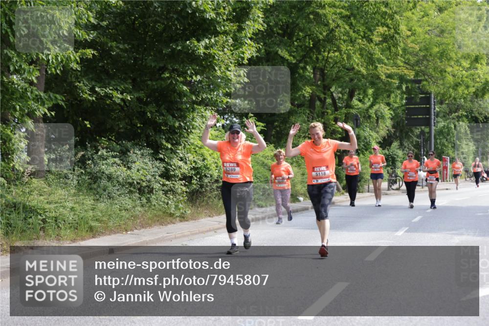 15.06.2025 - REWE Women's Run Jannik Wohlers http://msf.ph/oto/7945807 15.06.2025 10:18:57 Laufen 5289, 5118, 5533 meine-sportfotos.de