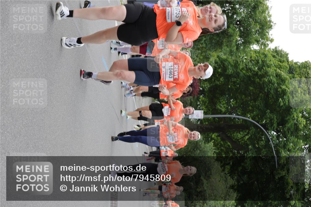 15.06.2025 - REWE Women's Run Jannik Wohlers http://msf.ph/oto/7945809 15.06.2025 08:29:50 Laufen 0755, 10463, 0855, 10111, 10064, 10348 meine-sportfotos.de