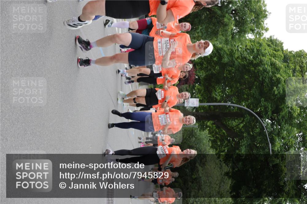 15.06.2025 - REWE Women's Run Jannik Wohlers http://msf.ph/oto/7945829 15.06.2025 08:29:50 Laufen 10465, 10109, 10111, 10855, 10348 meine-sportfotos.de