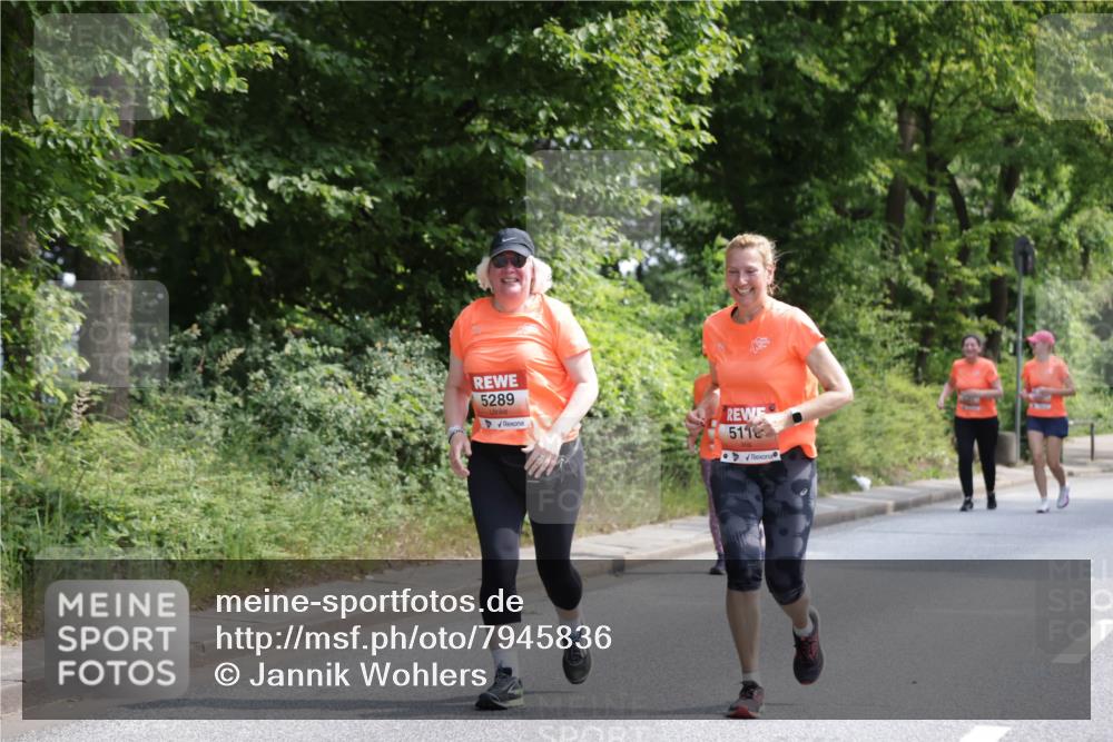 15.06.2025 - REWE Women's Run Jannik Wohlers http://msf.ph/oto/7945836 15.06.2025 10:18:58 Laufen 5289, 511 meine-sportfotos.de