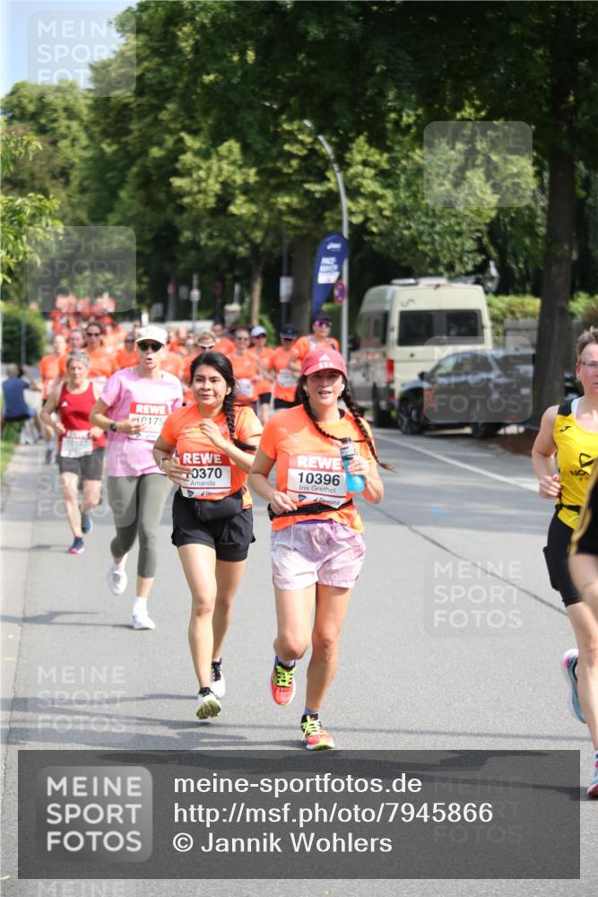 15.06.2025 - REWE Women's Run Jannik Wohlers http://msf.ph/oto/7945866 15.06.2025 09:44:39 Laufen 10175, 10127, 0370, 10396 meine-sportfotos.de